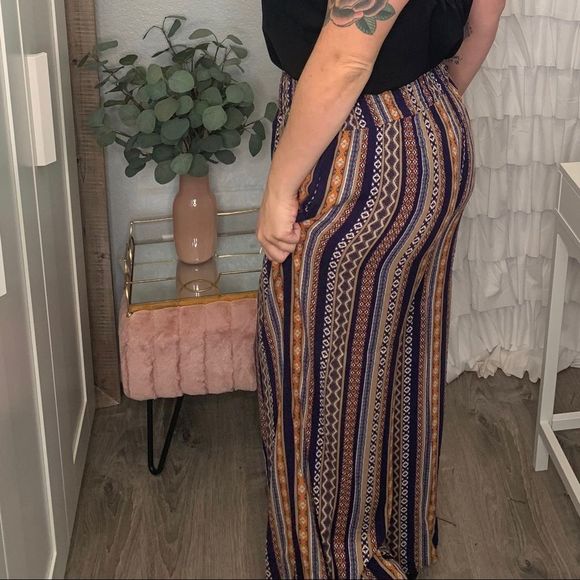 Blue & Orange Aztec Wide Leg Pants - Picture 4 of 6